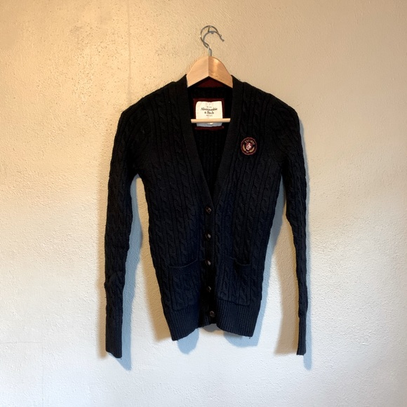 Cable Knit Cardigan Sweater 